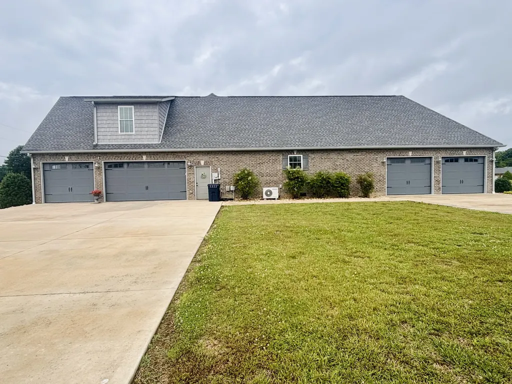 176 Post Oak Lane Smithville TN 37166