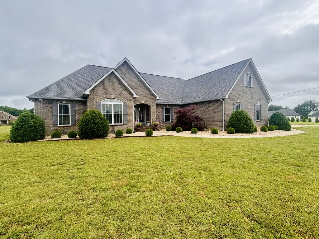 176 Post Oak Lane Smithville TN 37166