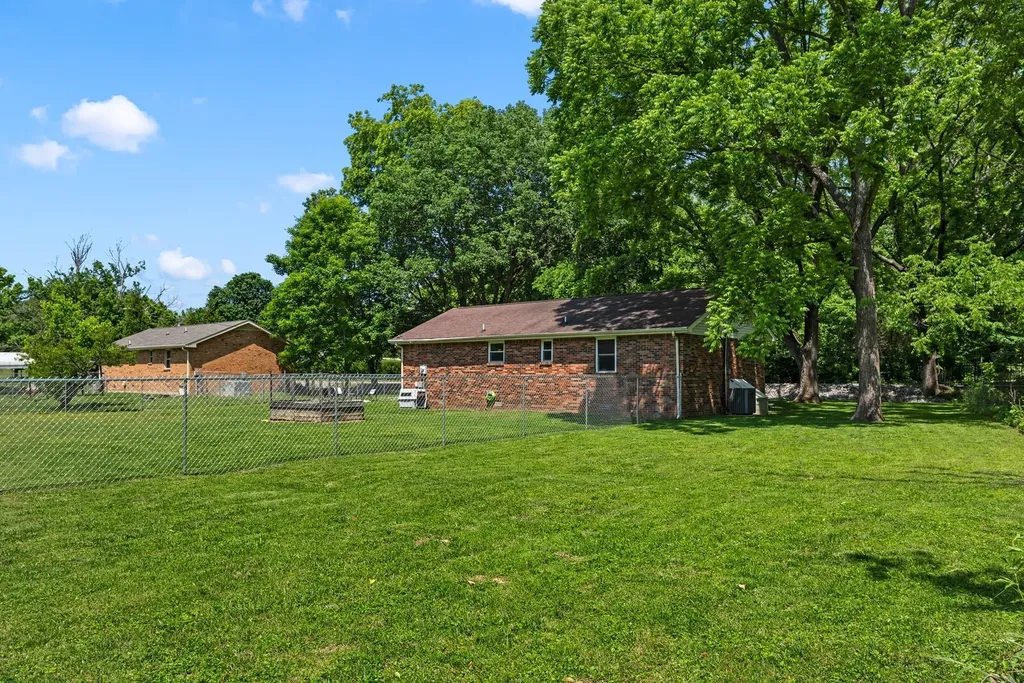 1223 Main Street Pleasant View TN 37146
