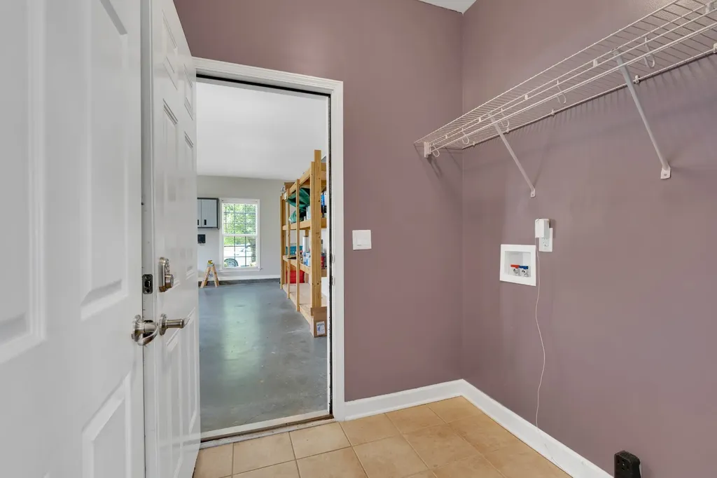 1318 Davy Crockett Drive Murfreesboro TN 37129