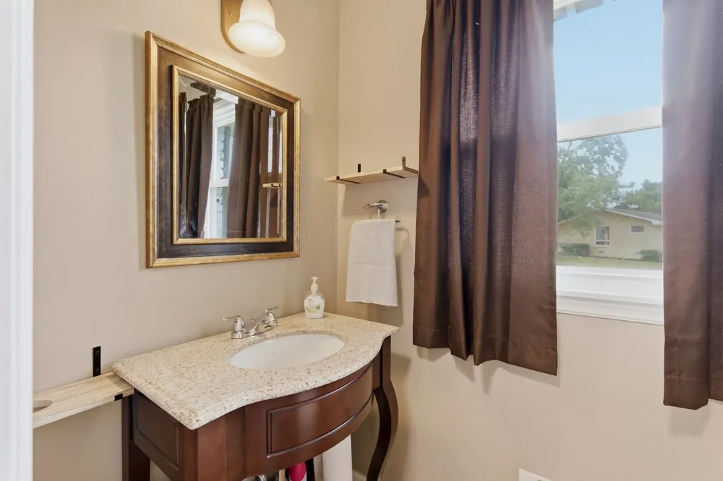 3744 Anderson Road Nashville TN 37217