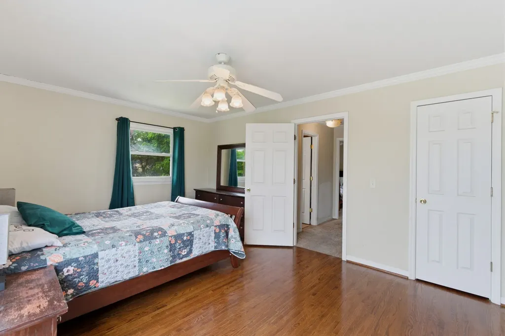 3744 Anderson Road Nashville TN 37217
