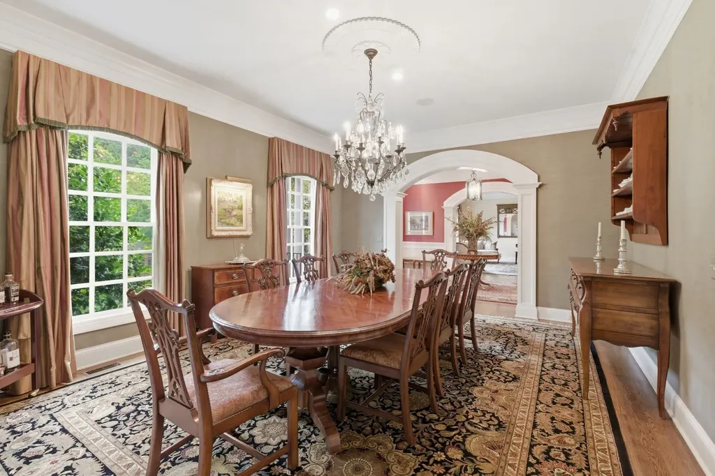 55 Annandale Nashville TN 37215