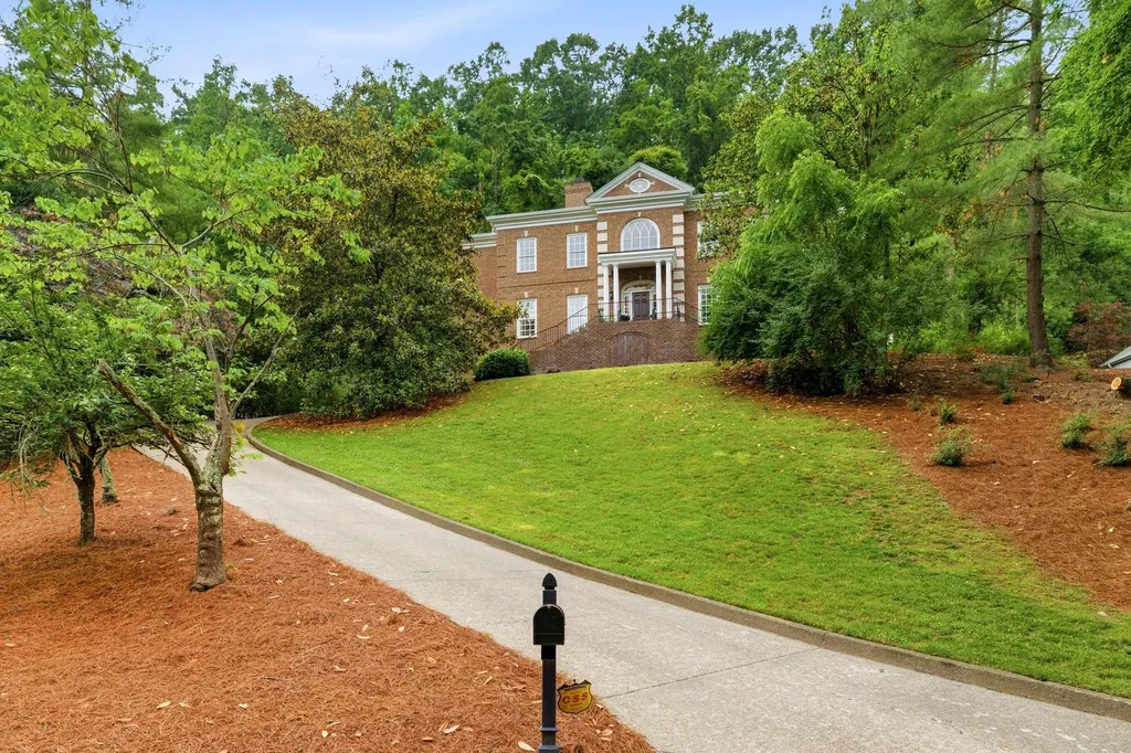 55 Annandale Nashville TN 37215
