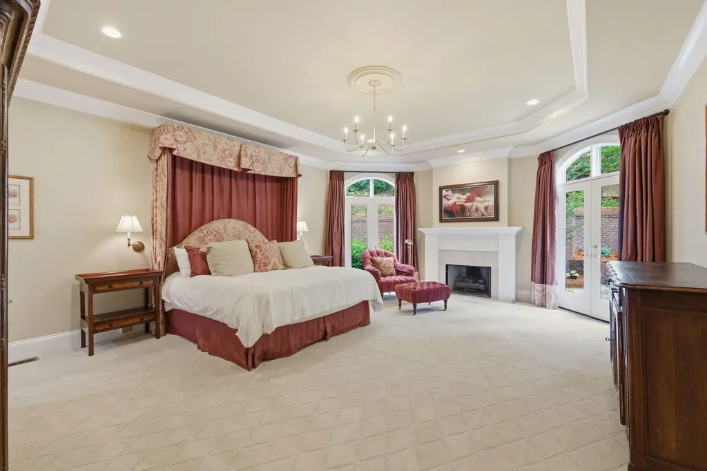 55 Annandale Nashville TN 37215