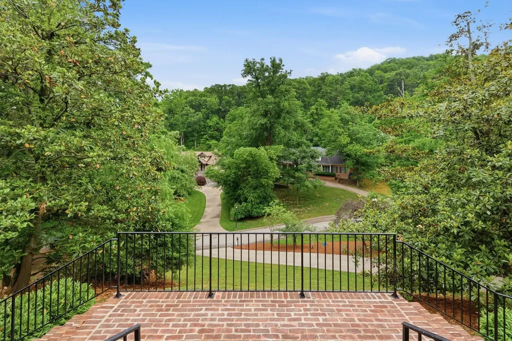55 Annandale Nashville TN 37215