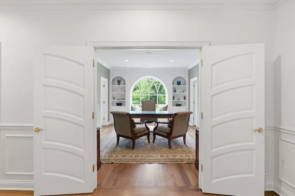 55 Annandale Nashville TN 37215