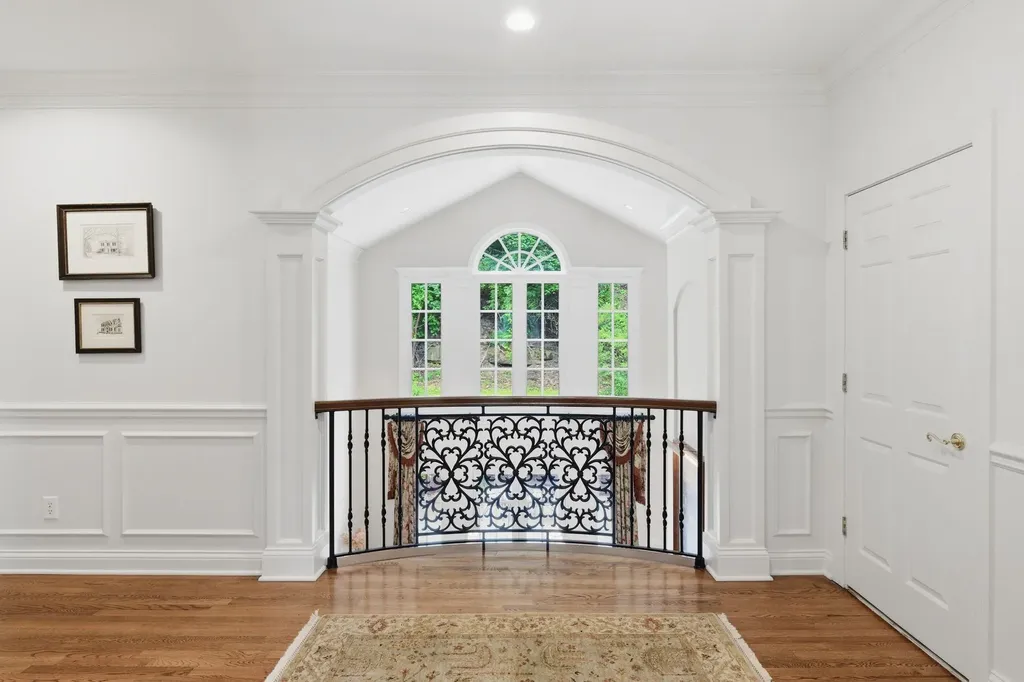 55 Annandale Nashville TN 37215