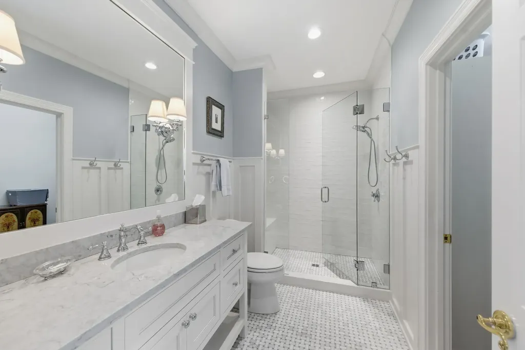 55 Annandale Nashville TN 37215