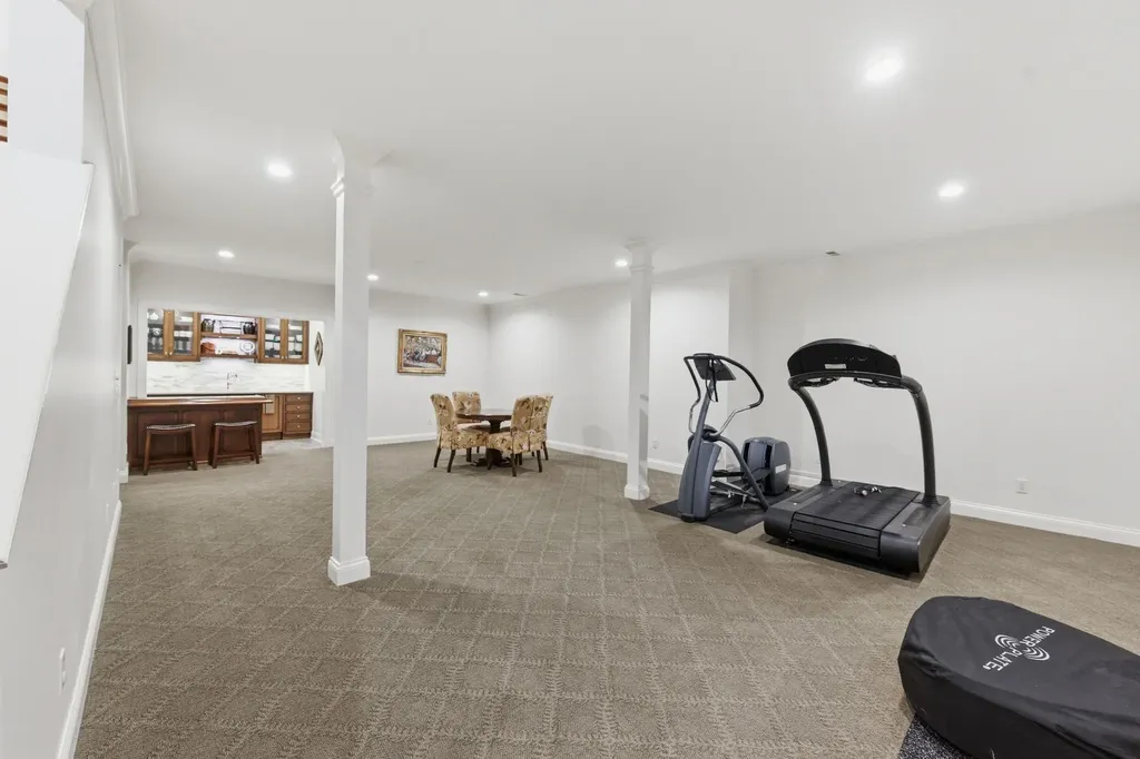 55 Annandale Nashville TN 37215