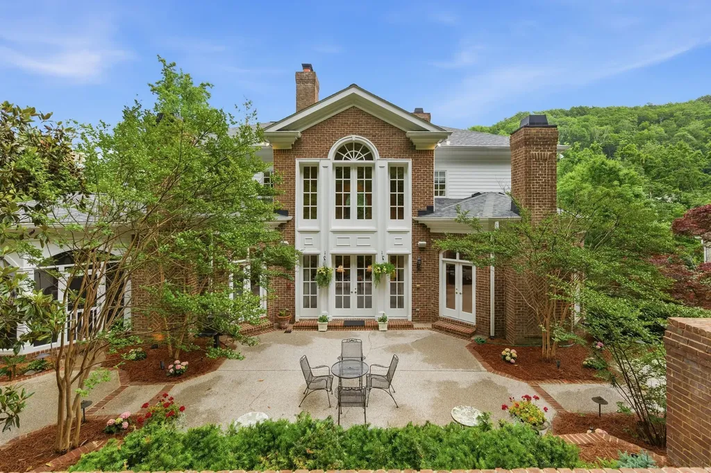55 Annandale Nashville TN 37215