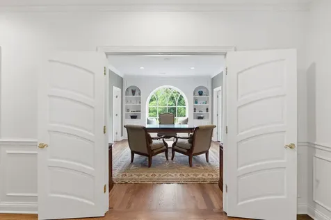 55 Annandale Nashville TN 37215