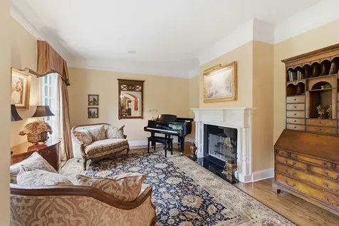55 Annandale Nashville TN 37215