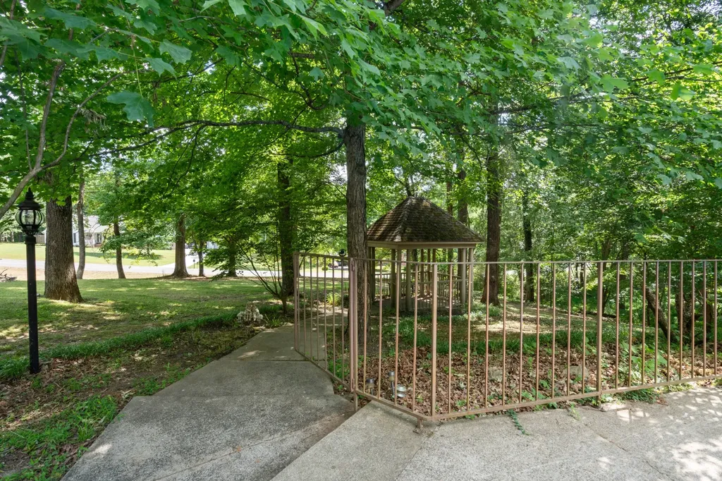 228 Druid Hills Drive Dickson TN 37055