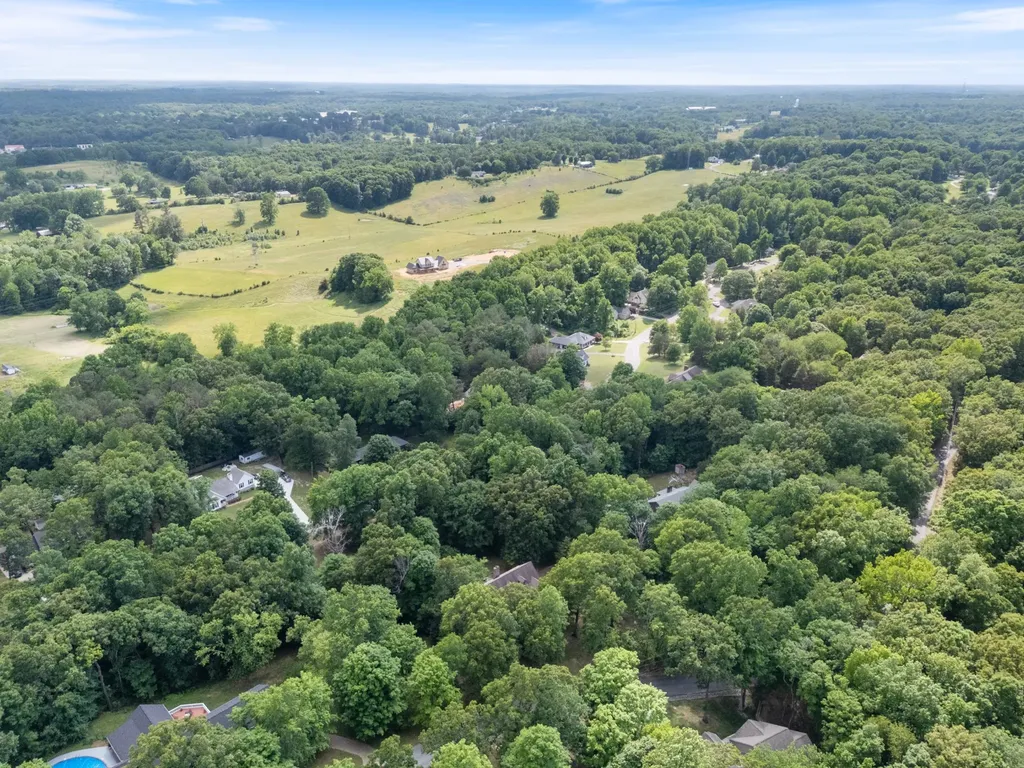 228 Druid Hills Drive Dickson TN 37055