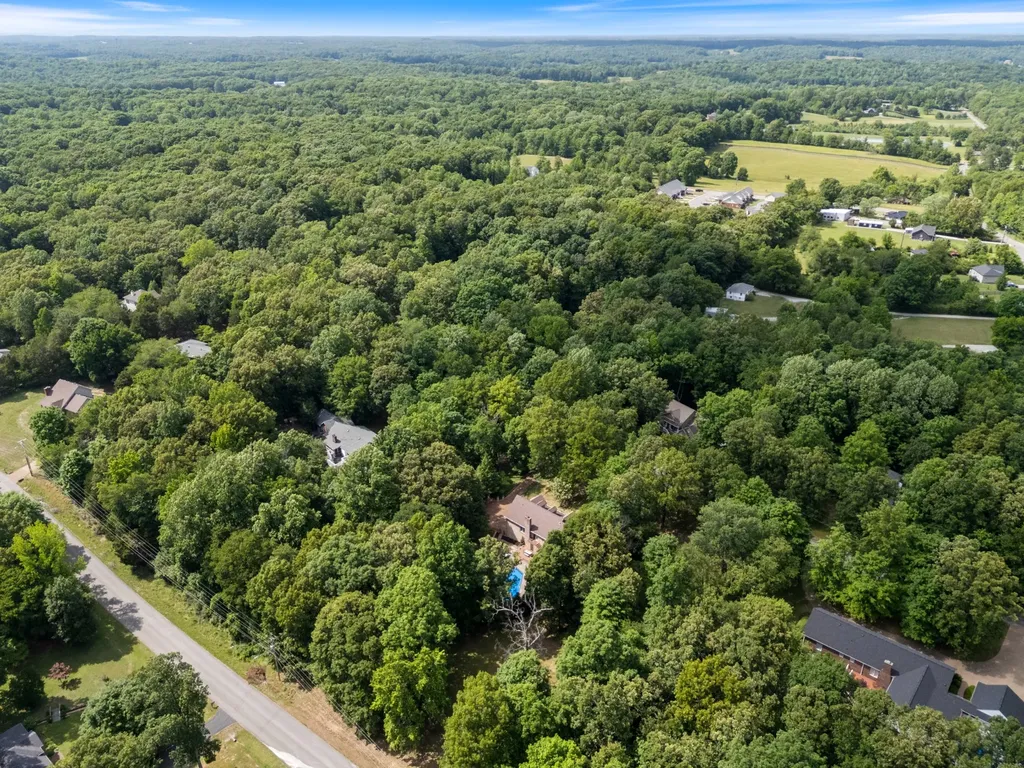 228 Druid Hills Drive Dickson TN 37055