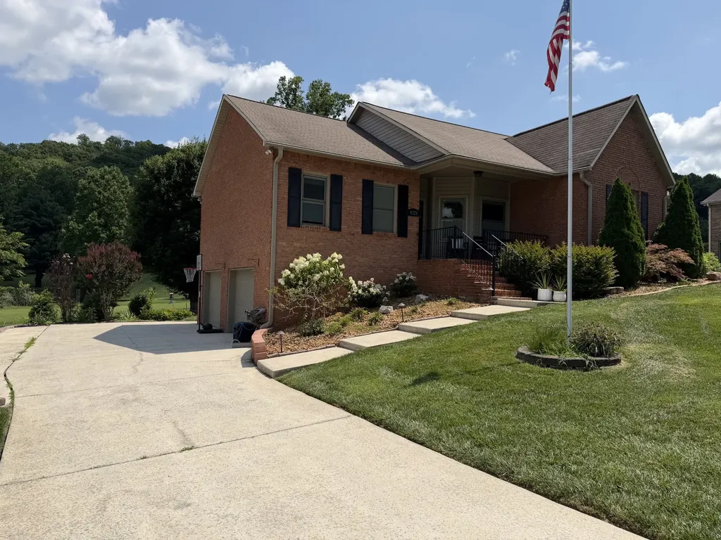 4328 Plantation Drive Cookeville TN 38506