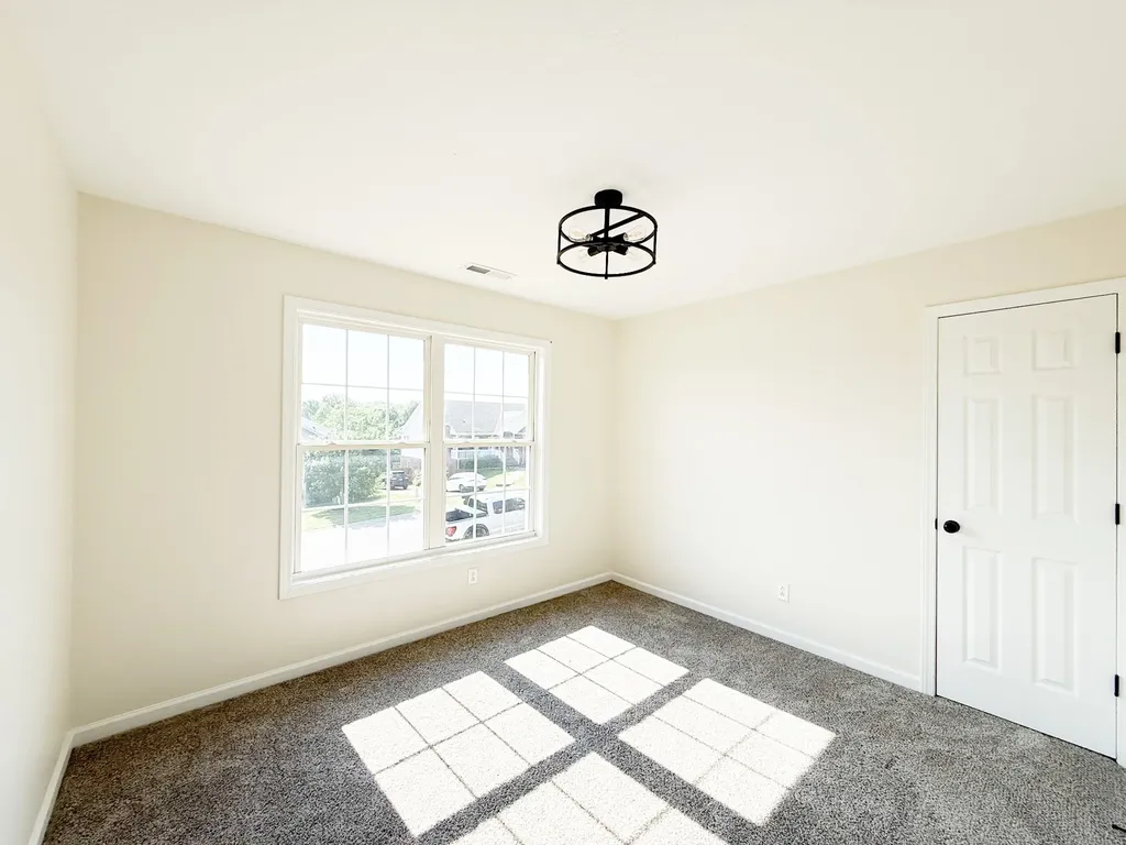 670 Superior Lane Clarksville TN 37043