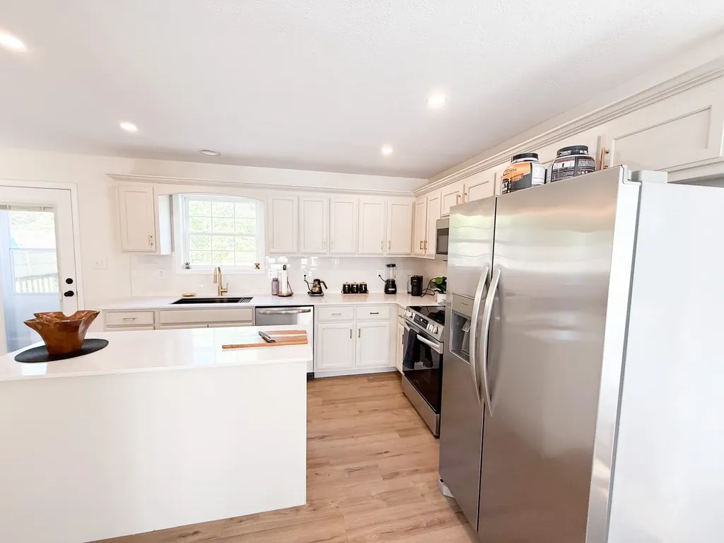 670 Superior Lane Clarksville TN 37043