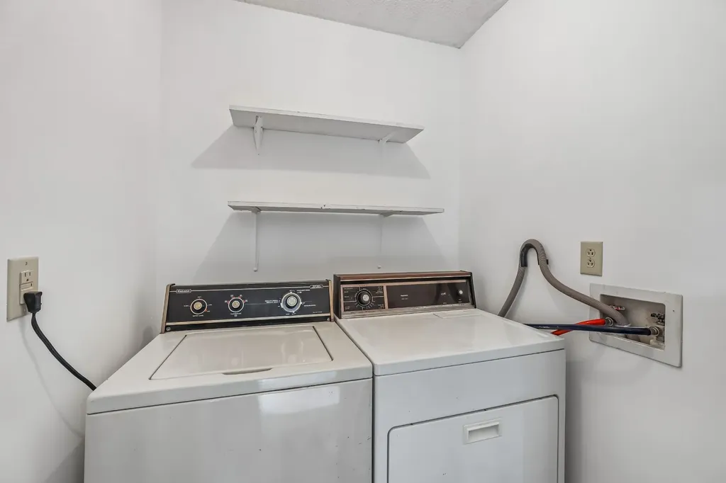 2504 Sundance Court Christiana TN 37037