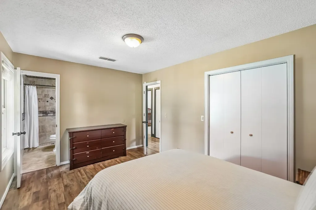2504 Sundance Court Christiana TN 37037