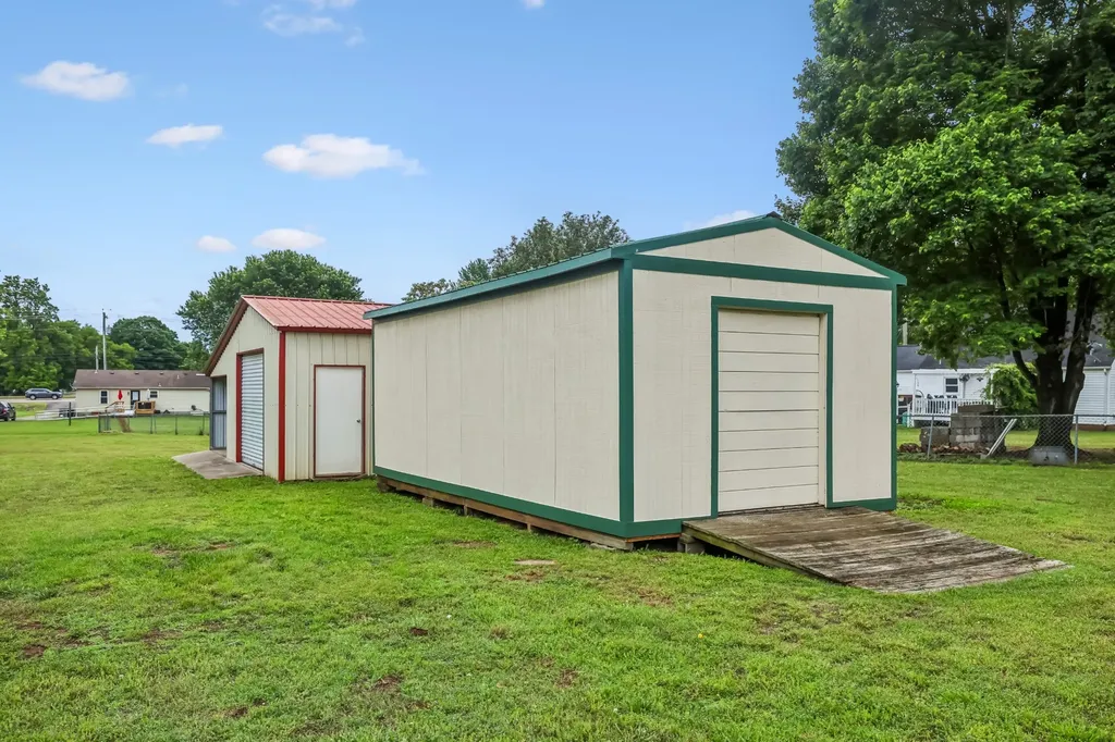 2504 Sundance Court Christiana TN 37037
