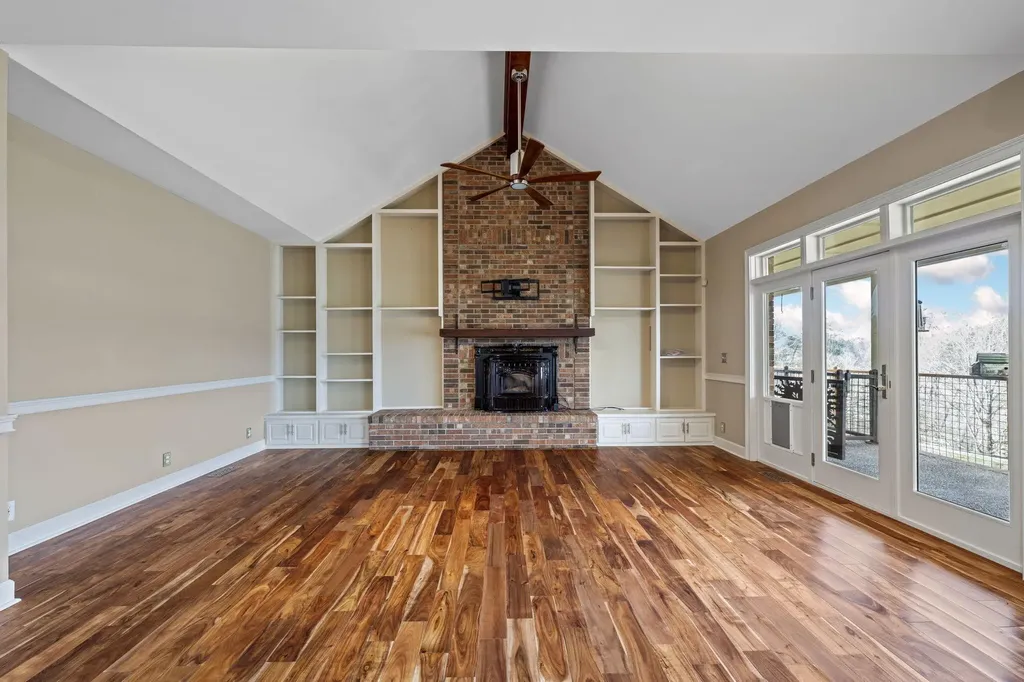 320 Crestview Lane Dayton TN 37321