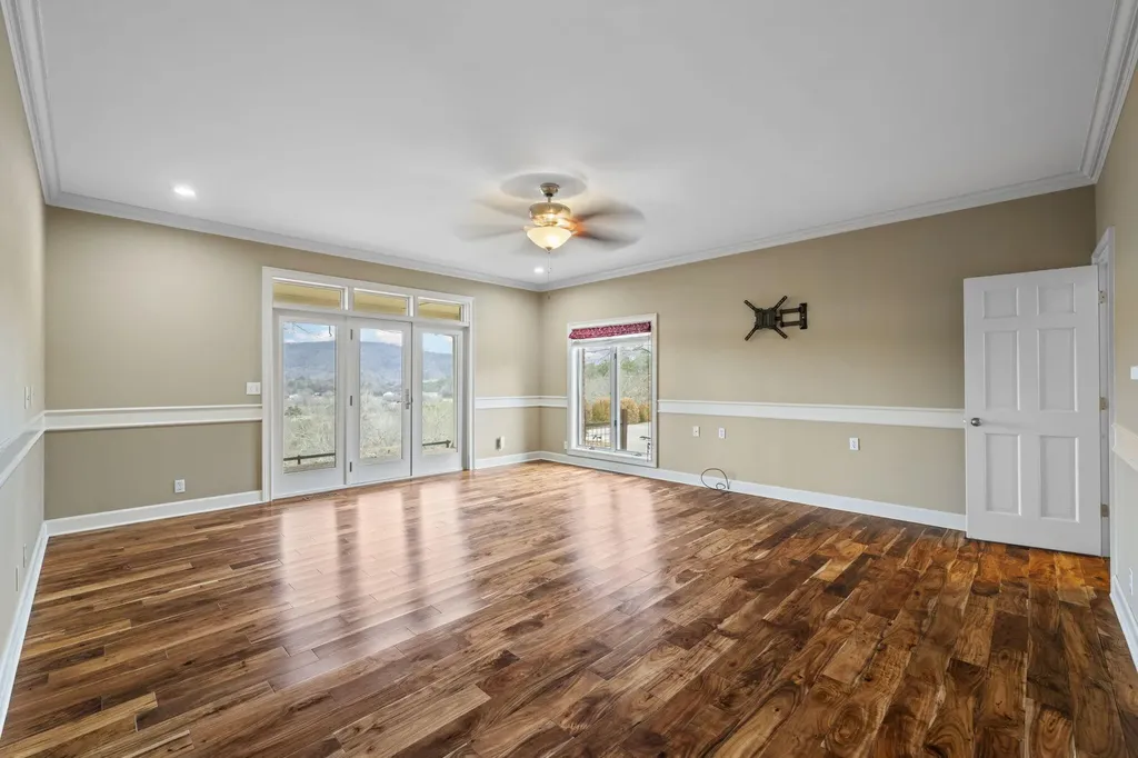 320 Crestview Lane Dayton TN 37321