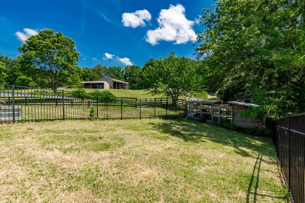 320 Crestview Lane Dayton TN 37321
