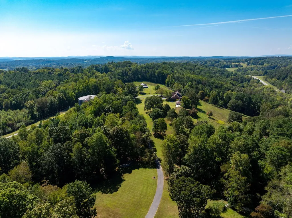 320 Crestview Lane Dayton TN 37321