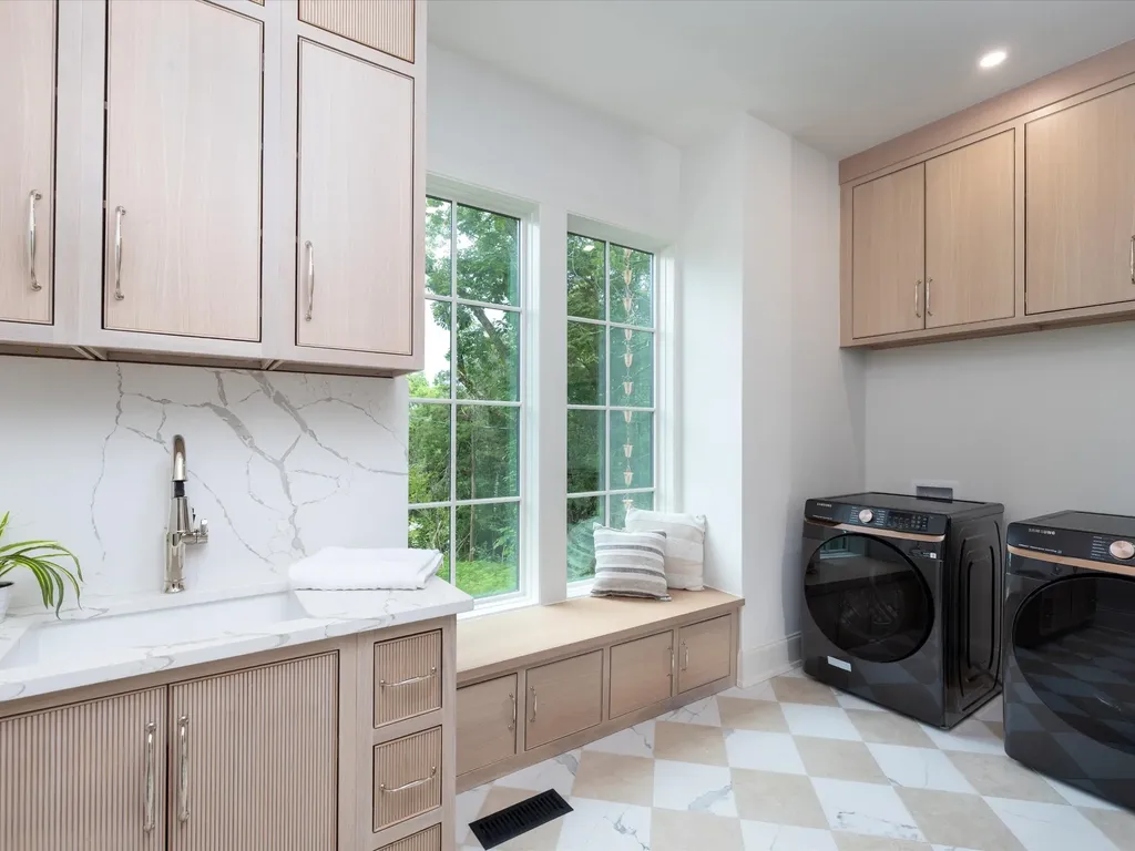 1019 Davidson Road Nashville TN 37205