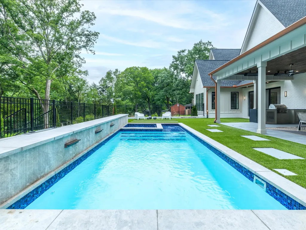 1019 Davidson Road Nashville TN 37205