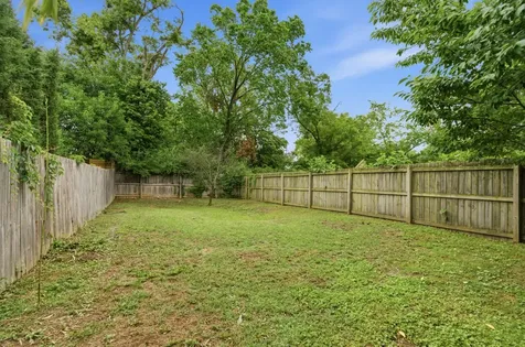 2206 14th Ave, N Nashville TN 37208