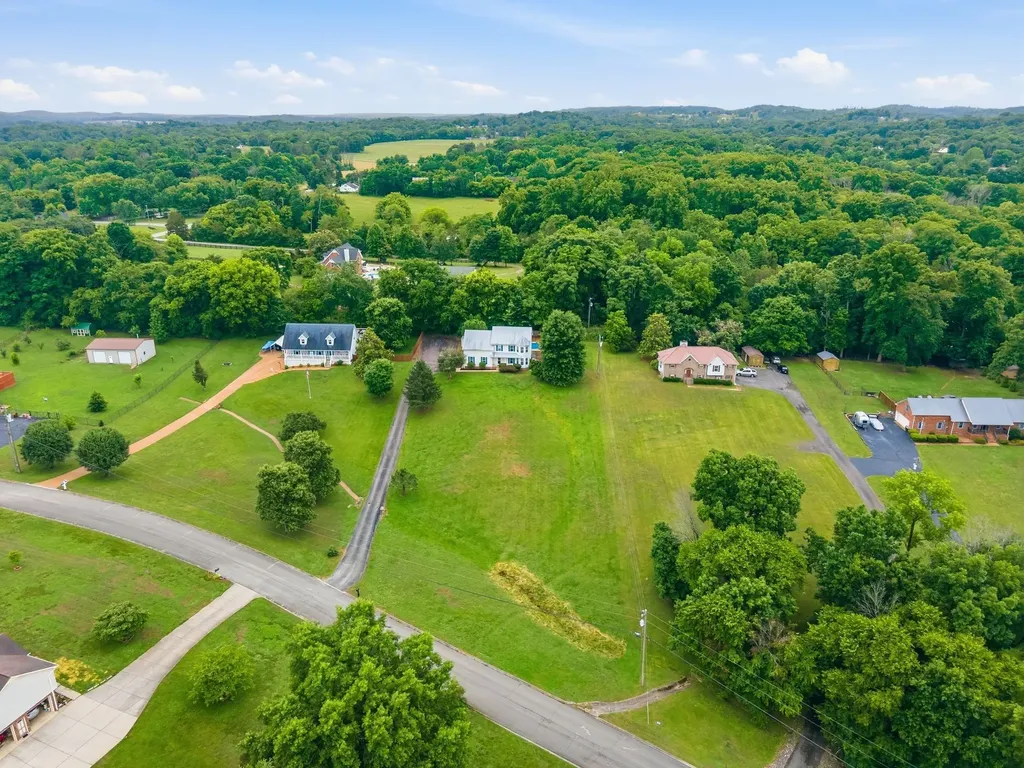 615 Vaughans Gap Road Spring Hill TN 37174
