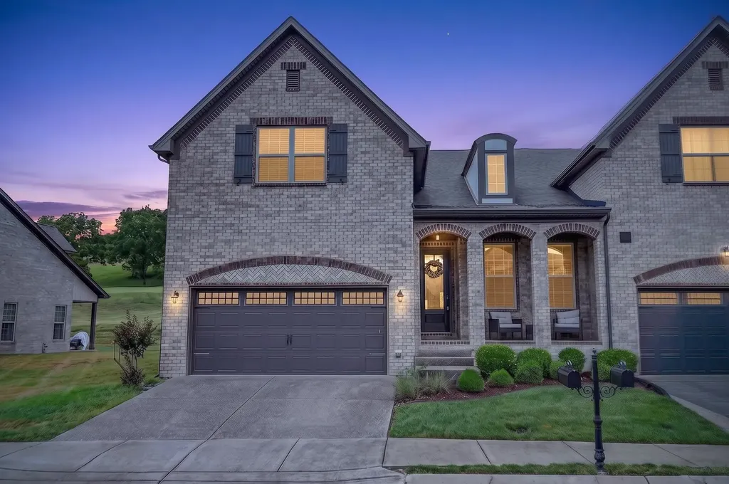 179 Village Circle Lebanon TN 37087