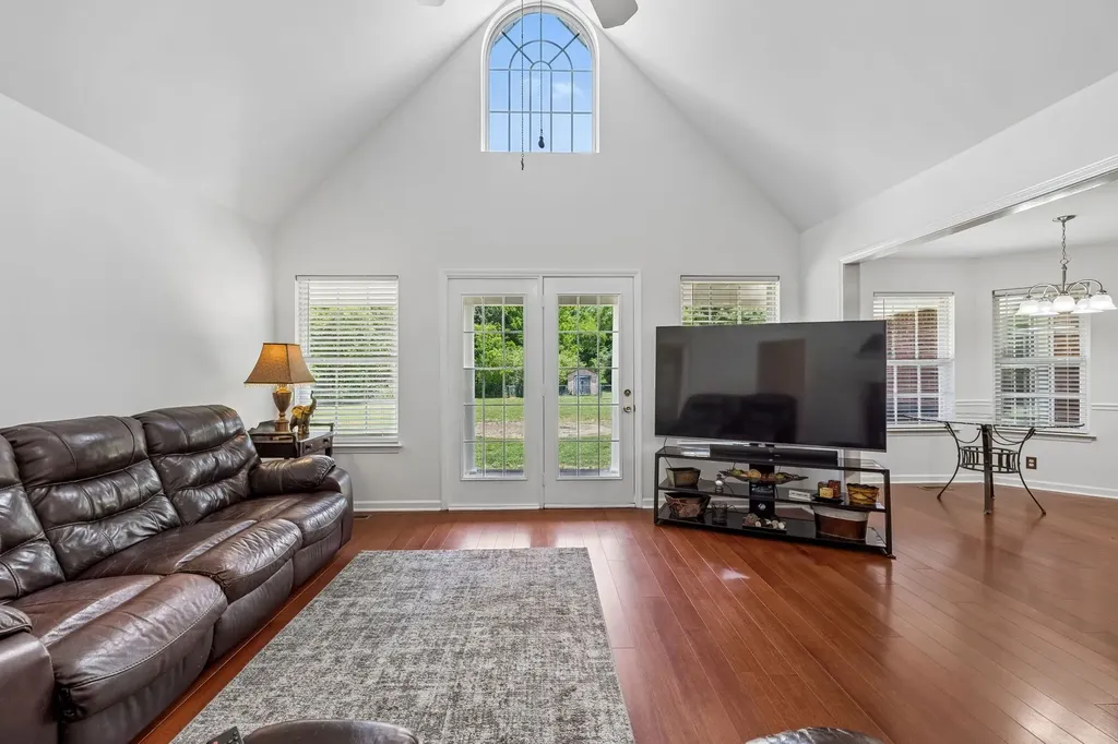120 Callaway Court Murfreesboro TN 37127
