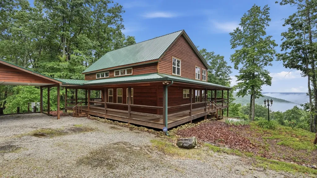 705 N Campbell Road Altamont TN 37301