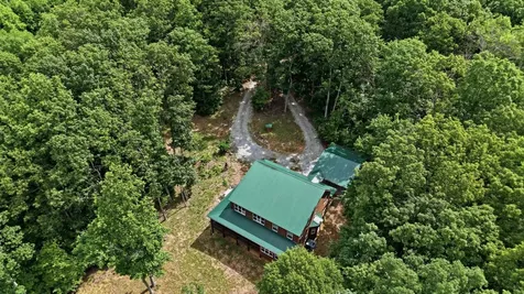 705 N Campbell Road Altamont TN 37301