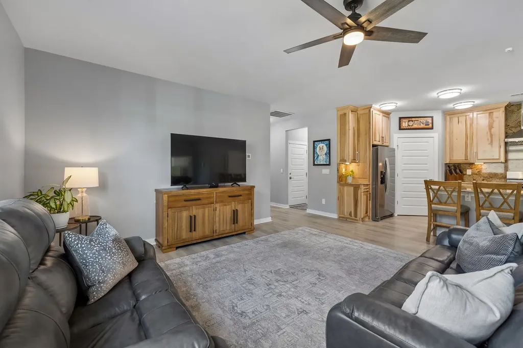 1140 Stoney Brook Pvt Bend Gallatin TN 37066