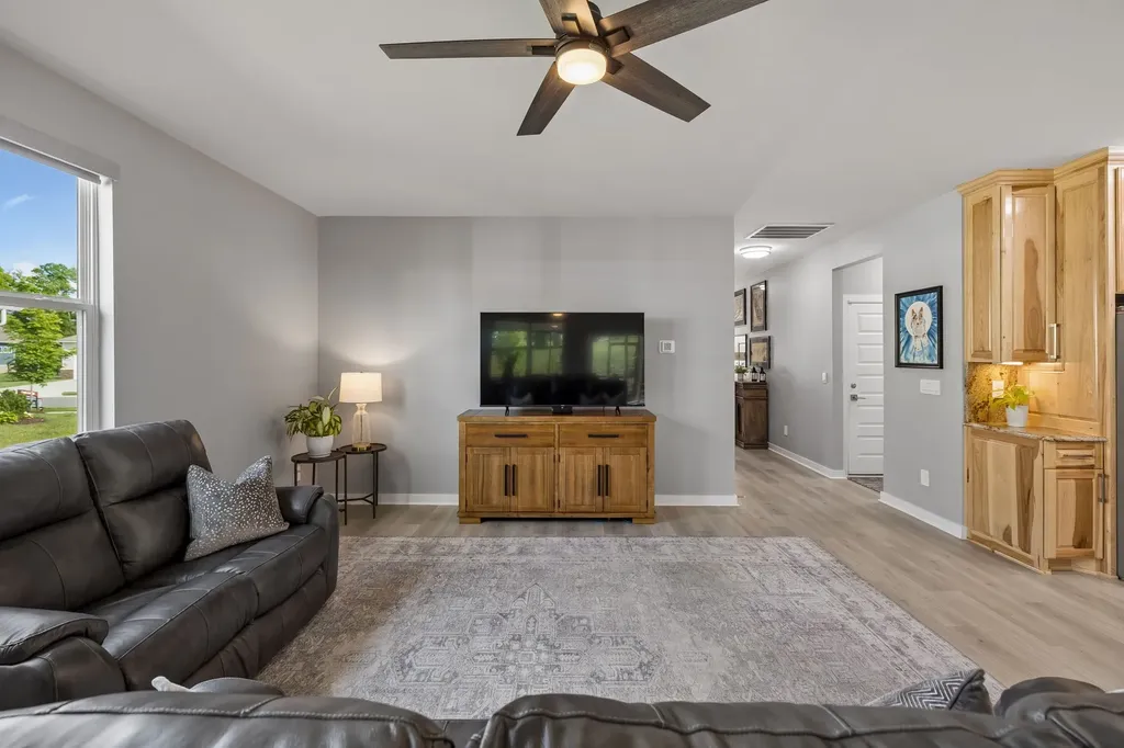 1140 Stoney Brook Pvt Bend Gallatin TN 37066