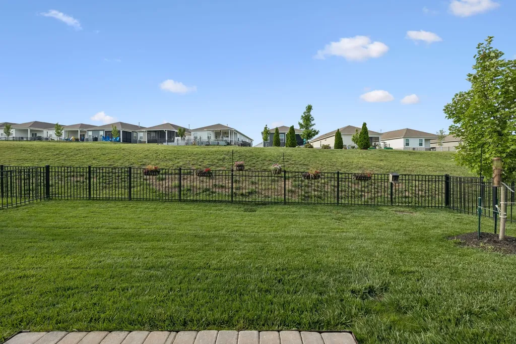 1140 Stoney Brook Pvt Bend Gallatin TN 37066