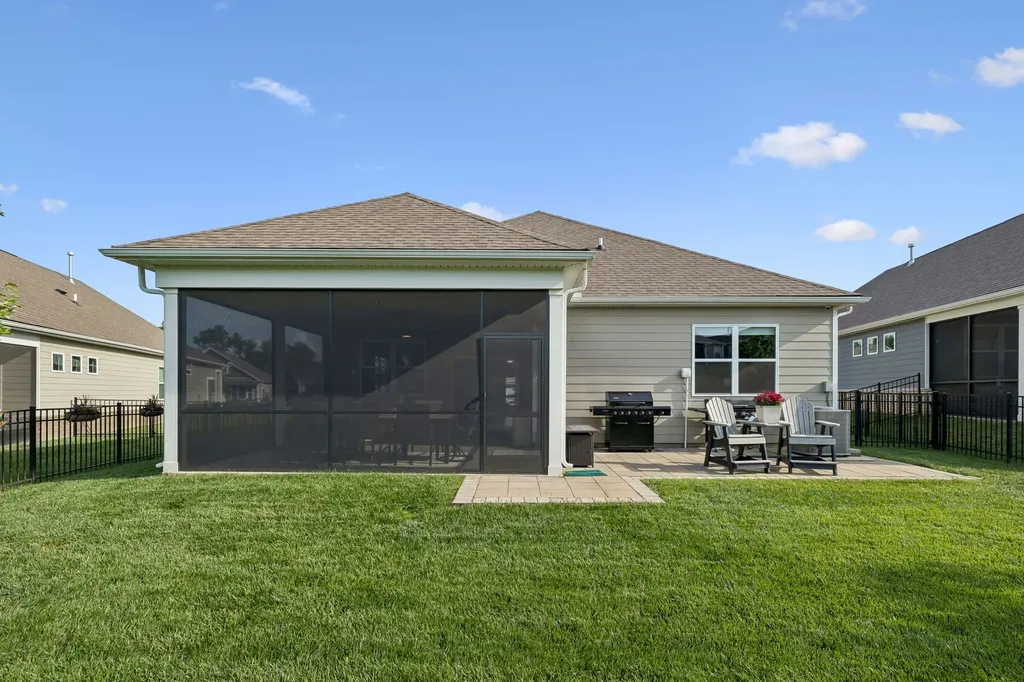 1140 Stoney Brook Pvt Bend Gallatin TN 37066