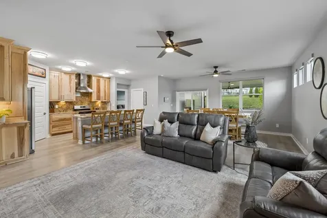 1140 Stoney Brook Pvt Bend Gallatin TN 37066