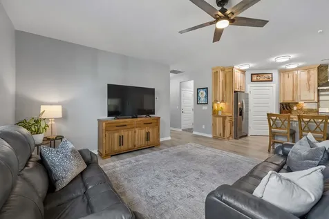 1140 Stoney Brook Pvt Bend Gallatin TN 37066