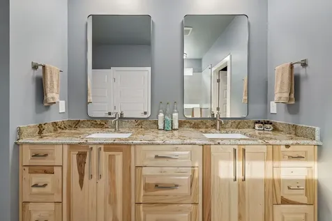 1140 Stoney Brook Pvt Bend Gallatin TN 37066