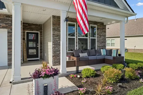 1140 Stoney Brook Pvt Bend Gallatin TN 37066