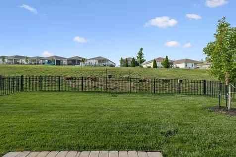 1140 Stoney Brook Pvt Bend Gallatin TN 37066