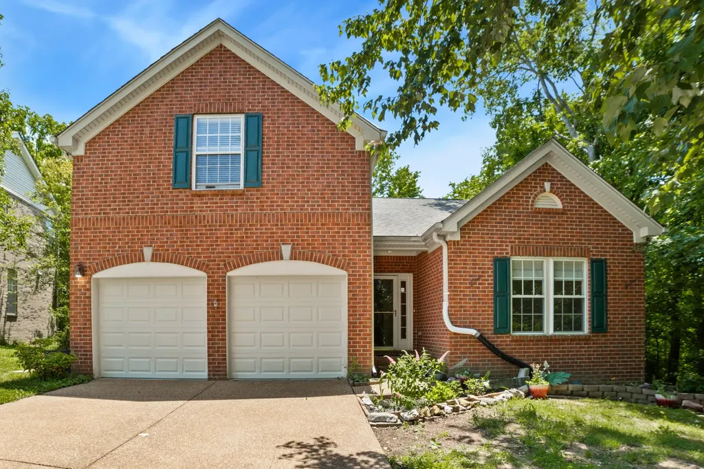2104 Christina Court Hermitage TN 37076