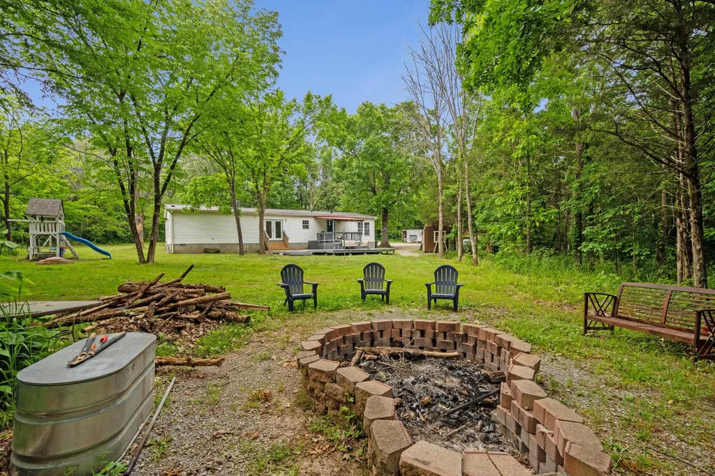 2650 Flat Woods Road Lebanon TN 37090
