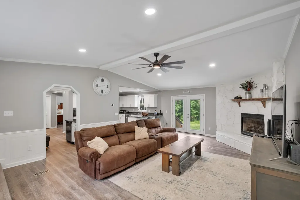 2650 Flat Woods Road Lebanon TN 37090
